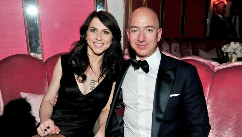Ngày 9/1, ông chủ Amazon Jeff Bezos và vợ là MacKenzie cùng thông báo trên Twitter rằng họ sẽ ly hôn sau hơn 20 năm chung sống. Ảnh: Heavy.