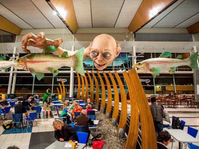 Thế giới của Chúa Nhẫn hiện hữu ngay trong sân bay quốc tế Wellington, New Zeland.