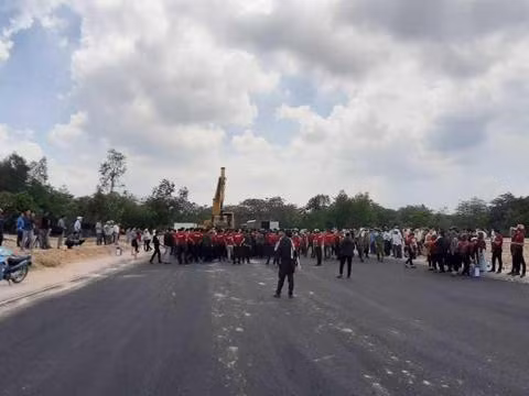 Chot ngay cuong che vu dia oc Alibaba gay nao loan: