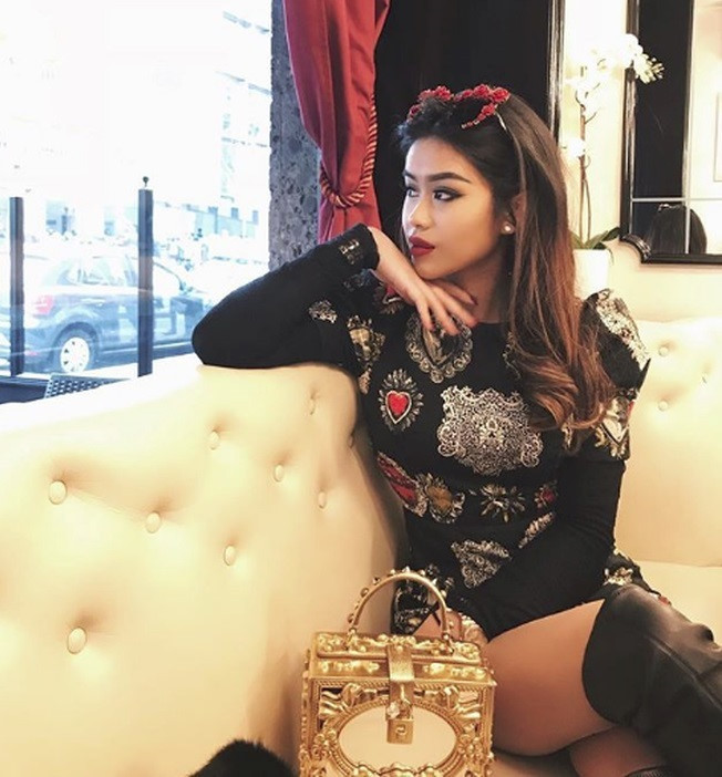 Thảo Tiên có mặt trong Hội con nhà giàu Việt khi luôn xuất hiện với những món đồ hiệu, chuyến du lịch, nghỉ dưỡng sang trọng. Ảnh: Zing.