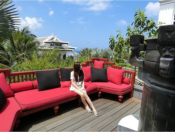 Không chọn nghệ thuật như anh trai Ông Cao Thắng, Ông Thoại Liên theo đuổi sự nghiệp học hành ở Sydney và quyết định định cư tại Australia. Ảnh: Zing.