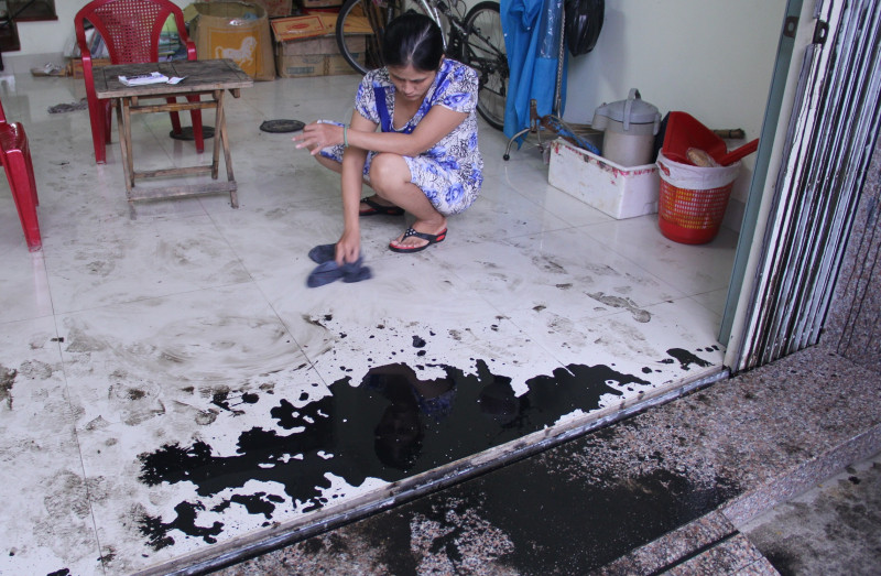 Theo bà N., năm 2011, bà góp vốn với ông P.Đ.C xây dựng khách sạn F. Khi khách sạn khai trương, hoạt động được ba tháng, ông C. và người em là T. đến đòi lại nhà, yêu cầu bà dọn đi và đòi niêm phong khách sạn. Ảnh minh họa: Baogiaothong.