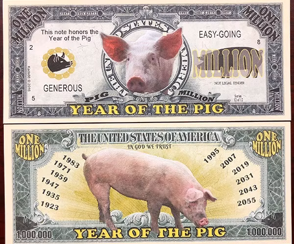 Tờ tiền 1 triệu USD hình con lợn là tờ tiền lưu niệm được các công ty chuyên sản xuất tiền lưu niệm tại Mỹ phát hành nhằm mục đích phục vụ nhu cầu lì xì tết Kỷ Hợi 2019. Ảnh: Thegioitien.
