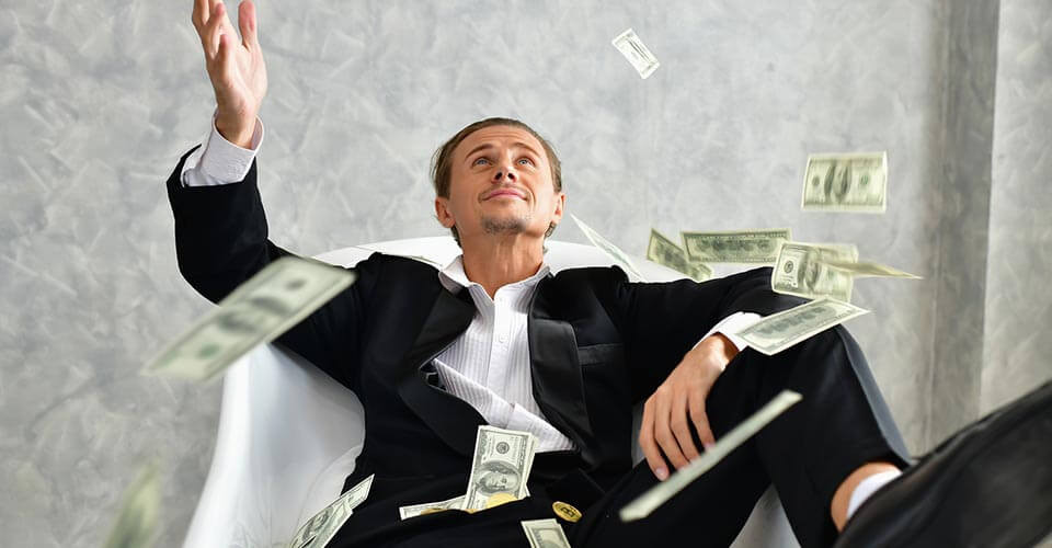 Người giàu luôn biết cách ghi chép, thống kê các phương án giải quyết cụ thể cho mọi vấn đề khó khăn trong cuộc sống. Với họ, cách đơn giản nhất để kiếm tiền chính là giải quyết tất cả các vấn đề.