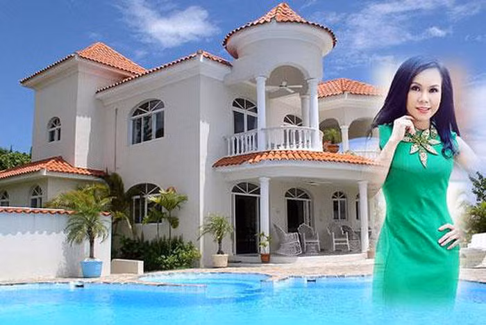 Hơn 20 năm hoạt động trong nghệ thuật, danh hài Việt Hương đã tạo dựng cho mình một khối tài sản khổng lồ. Trong đó phải kể đến biệt thự hoành tráng ở Mỹ. Ảnh: Doanhnghiepvn.