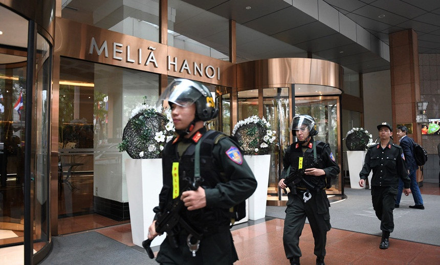 Can canh phong Tong thong ong Kim va ong Trump nghi tai Ha Noi