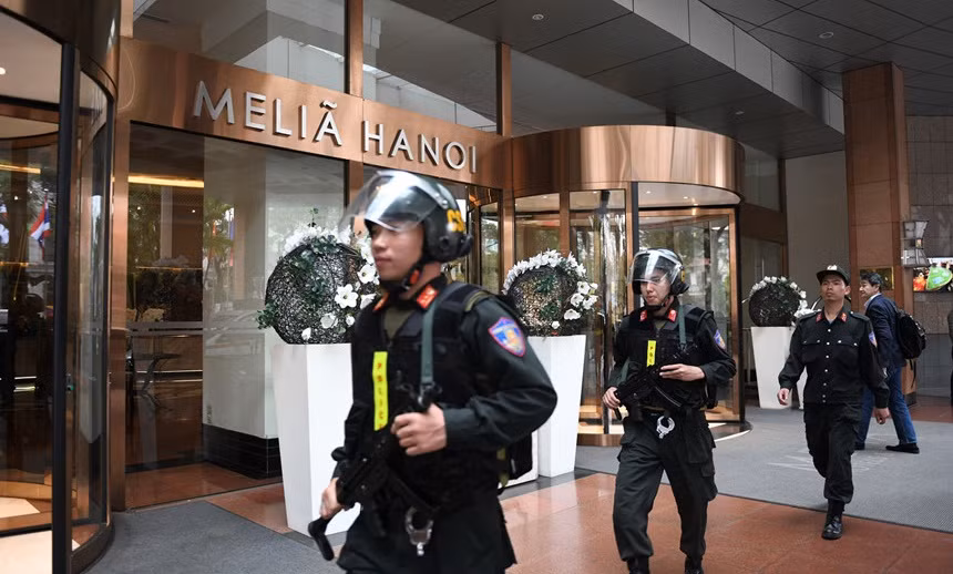 Can canh phong Tong thong ong Kim va ong Trump nghi tai Ha Noi