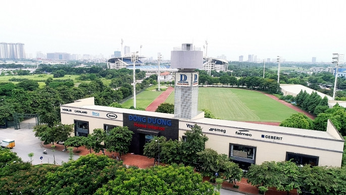 Chủ trương cho thí điểm tự chủ tài chính của Chính phủ là hoàn toàn đúng. Tuy nhiên trong quá trình thực hiện, khu liên hợp đã tự ý cho thuê nhiều diện tích đất, buông lỏng quản lý để các đơn vị kinh doanh mở quán cà phê, kinh doanh nhà hàng, gara ô tô khi chưa được sự đồng ý của cơ quan có thẩm quyền. Ảnh: Phapluatxahoi.