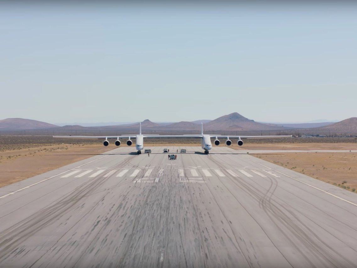 Kể từ khi siêu máy bay này được công bố vào tháng 6/2017, Stratolaunch đã trải qua một loạt các thử nghiệm trước khi thực hiện chuyến bay đầu tiên, dự kiến vào mùa hè năm nay.