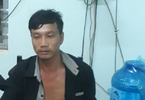 Cong an dieu tra vu cha giet con 1 tuoi sau khi cai nhau voi vo