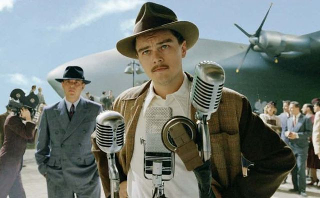 Là một tỷ phú thuộc thế hệ trước nhưng độ chơi “ngông” của Howard Hughes vẫn không hề kém cạnh các đại gia của thế kỷ 21.