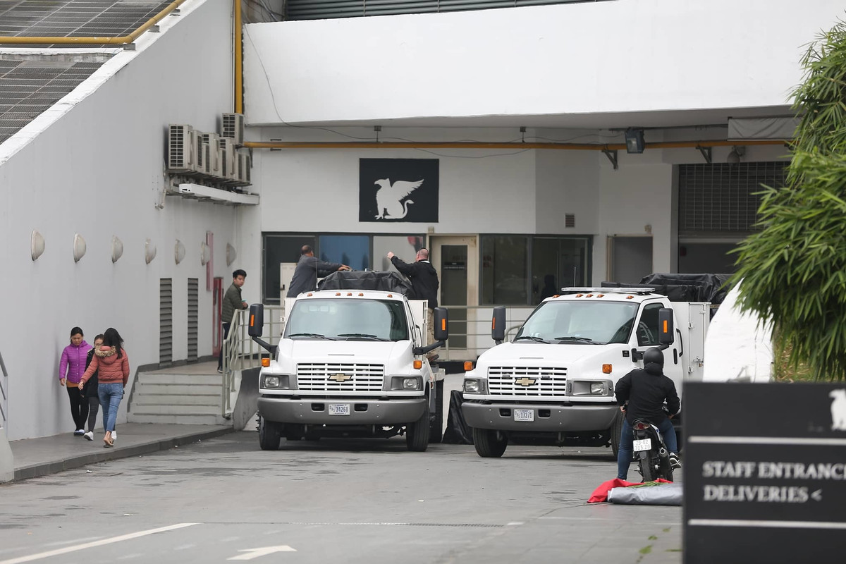 Nu mat vu tat bat don Tong thong Trump o Ha Noi-Hinh-3