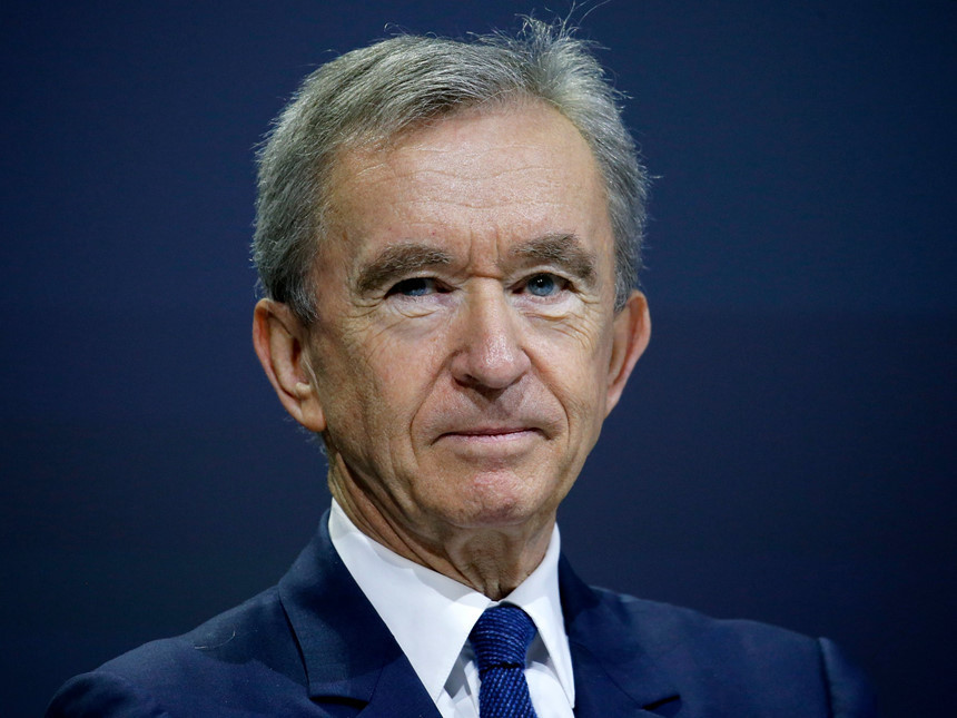 Sở hữu 76 tỷ USD, tỷ phú người Pháp Bernard Arnault, chủ tịch tập đoàn hàng xa xỉ lớn nhất thế giới LVMH xếp vị trí thứ 4. So với năm 2018, khối tài sản của tỷ phú 70 tuổi tăng thêm 4 tỷ USD. Ảnh: CNBC.