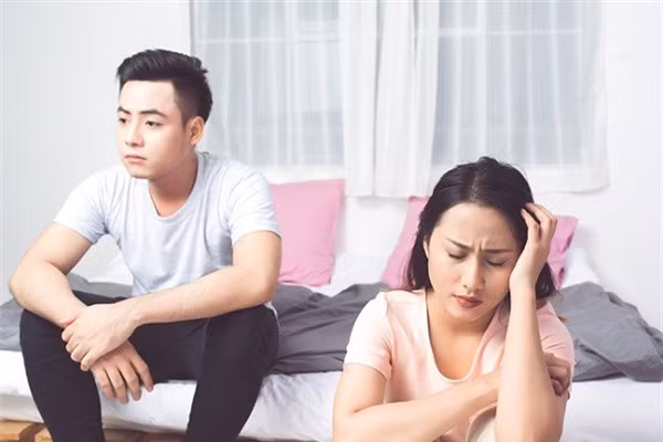 Che vo “com nguoi”, chong say me “tieu tam” gioi chan goi va cai ket