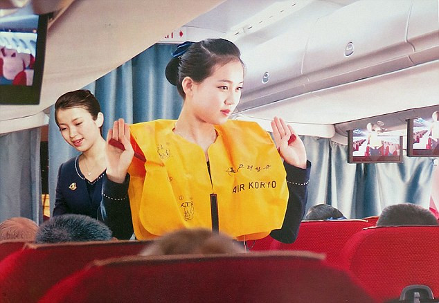 Những cô gái đều rất trẻ trung, xinh đẹp và đầy sức sống. Ảnh: Youtube.