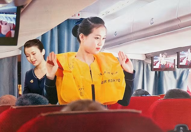 Những cô gái đều rất trẻ trung, xinh đẹp và đầy sức sống. Ảnh: Youtube.