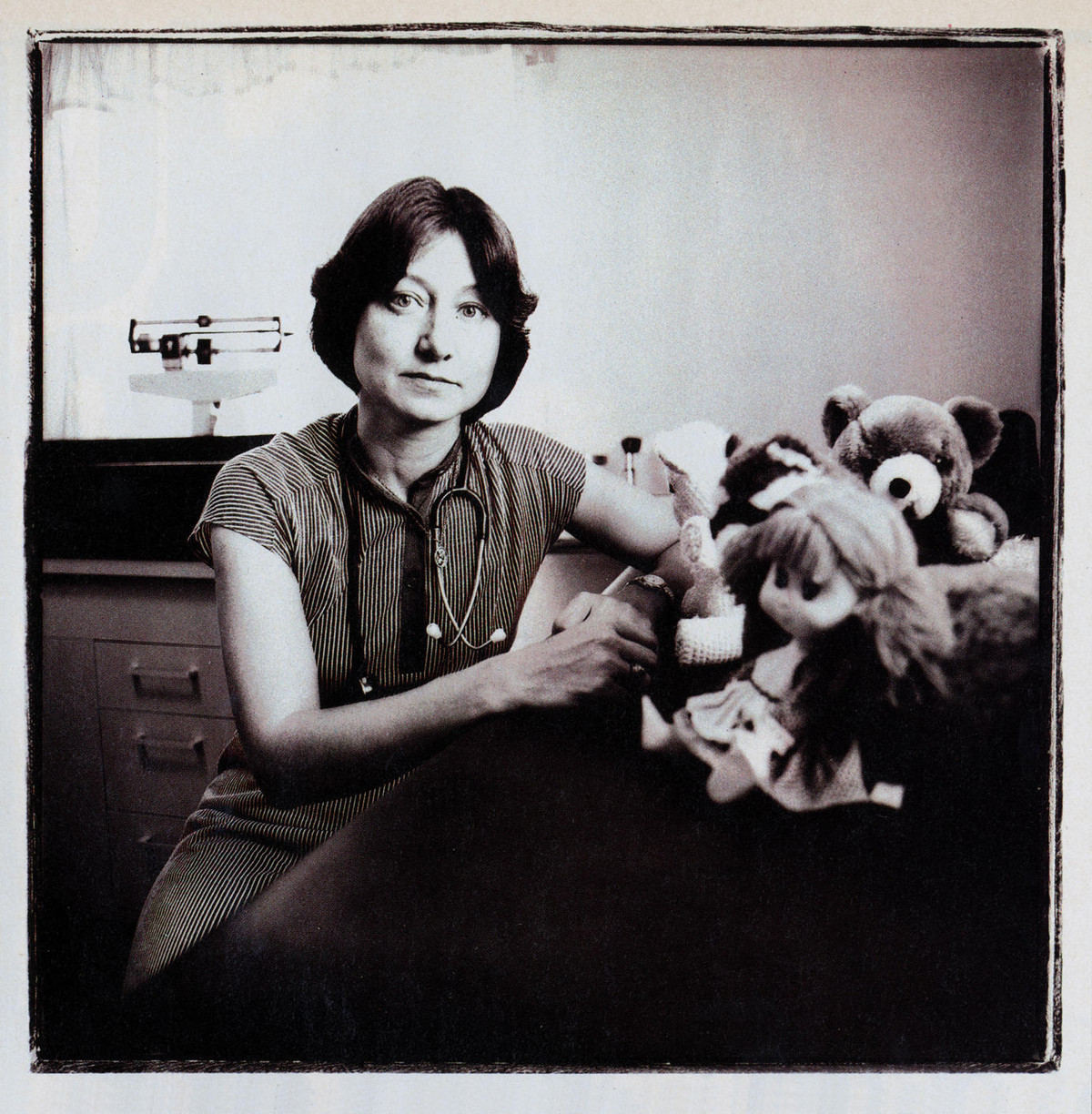 Cai chet cua 60 dua tre va su that ve nu y ta “thien than”: Bang chung pham toi