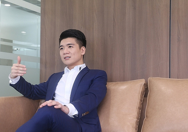 Chính vì vậy mà Đỗ Quang Vinh được đánh giá là người nối nghiệp xứng đáng cho sản nghiệp của bầu Hiển.