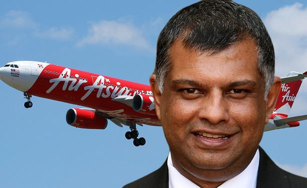 Tháng 12/2001, AirAsia được công ty Tune Air Sdn Bhd của doanh nhân Tony Fernandes mua lại với giá 0,26 USD.