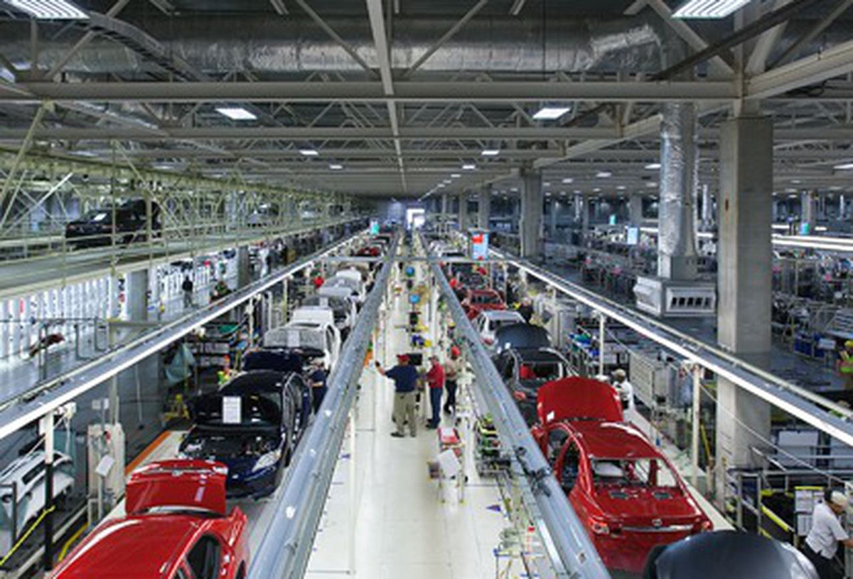 Toyota (44,6 tỷ USD) là nhà sản xuất xe hơi duy nhất có mặt trong top 10 thương hiệu giá trị nhất thế giới. 