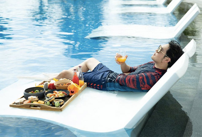 Quang Vinh cho biết trong quá khứ anh từng vài lần lên tiếng phủ nhận tin đồn là thiếu gia nhà Nguyễn Kim. Tuy nhiên, những thông tin sai lệch vẫn bị đăng tải.