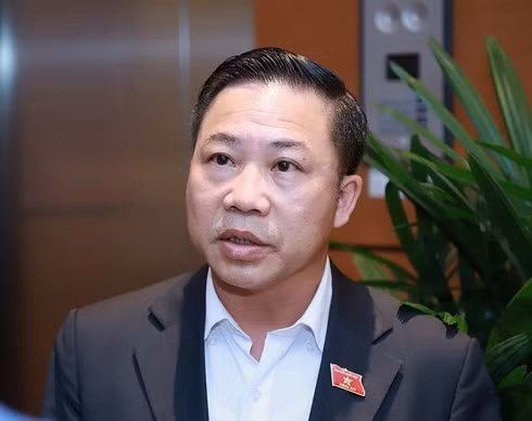 Delay chuyen bay de cho 1 vi khach: “Den Bo truong cung khong duoc phep“