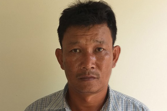 Ke gian dot nhap vao nha chu tich xa trom vang