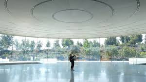 Đó là ngôi nhà mới của hơn 12.000 nhân viên.