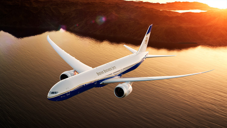 BBJ 777X sở hữu tầm bay lên tới 21.600 km, xa hơn nhiều so với những máy bay thương mại thông thường. Ngoài ra, mức tiêu thụ nguyên liệu của BBJ 777Xcũng ít hơn 5% so với các máy bay khác.