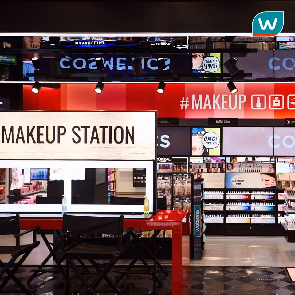 Khi mới thành lập, cửa hàng Watson không được nhiều người chú ý. Tuy nhiên, sau hơn 100 năm phát triển, Watson phát triển thành một gã khổng lồ trong ngành bán lẻ. Ảnh: FB Nhung Phan.