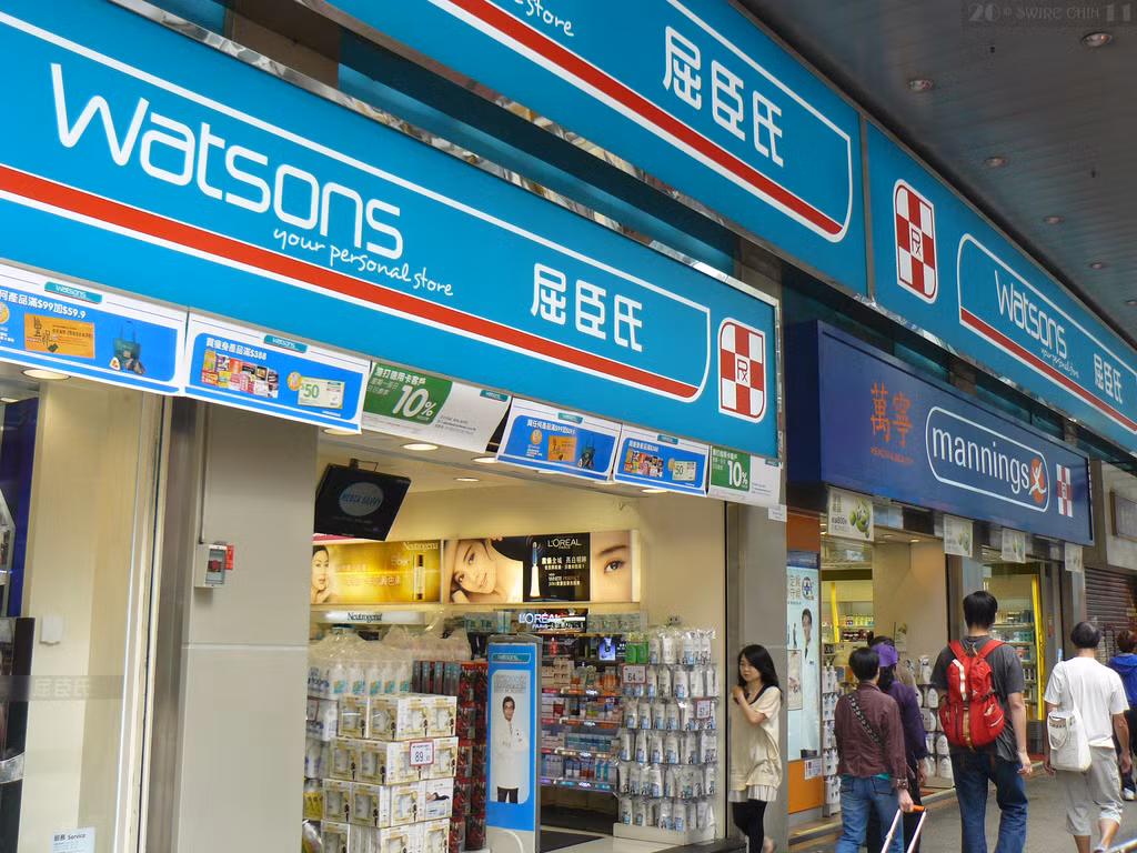 Hãng đang bắt đầu tuyển nhân viên bán hàng cho điểm kinh doanh tại TP HCM. Ảnh: Flickr.