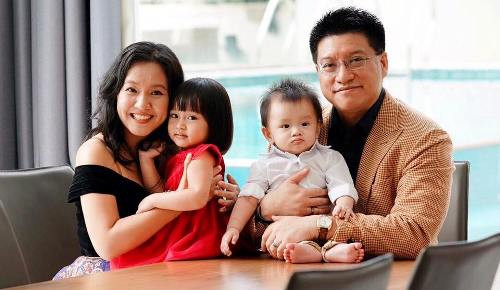 Chồng cô là Sony Vũ (Vũ Xuân Sơn), đồng sáng lập kiêm CEO của công ty Misfit Wearables. Ảnh: VTC.