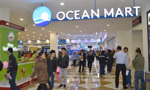 Trước đó, thương hiệu bán lẻ Ocean Mart thuộc Công ty Ocean Retail cũng đã bị xóa sổ trên thị trường, sáp nhập vào Vingroup. Ảnh: Vietnamnet.