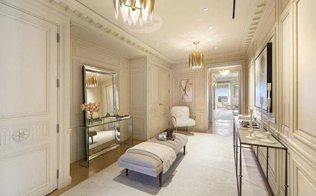 Ngày 8/3 vừa qua, khu nhà sang trọng này đã bị chính quyền cho đặt mìn phá hủy vì được cho là xây dựng trái phép. Ảnh: Darpanmagazine.