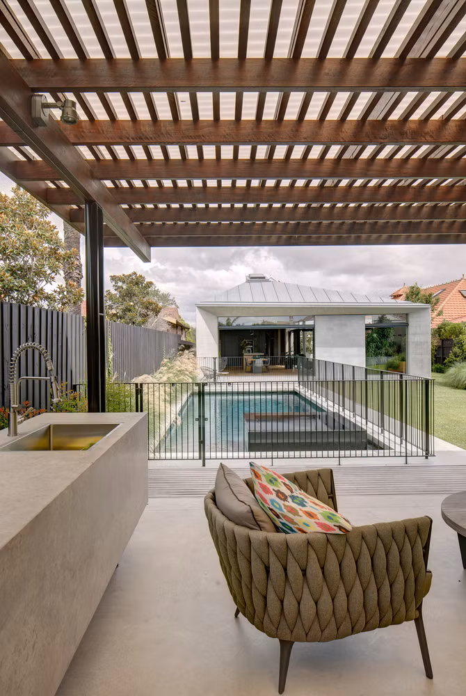 Kế đến là không gian thư giãn của cả gia đình.