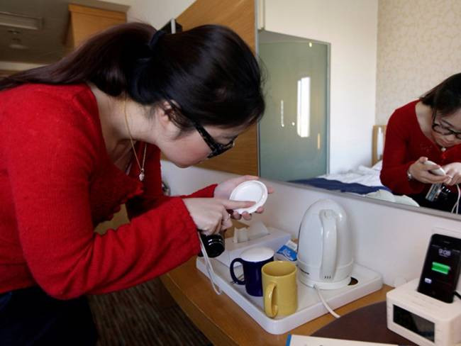 Công việc của cô là bí mật, không để nhân viên khách sạn biết giúp sự đánh giá đảm bảo công bằng và khách quan.