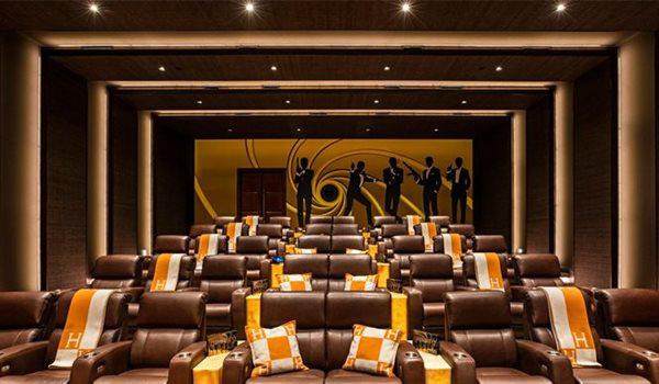 Rạp chiếu phim đủ chỗ cho 40 người.