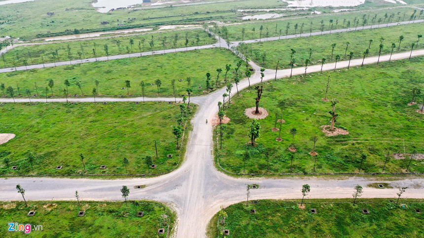 Tuy nhiên, nguyên nhân thực sự được cho là do thị trường bất động sản tại đây đóng băng và xuống giá suốt trong một thời gian dài.