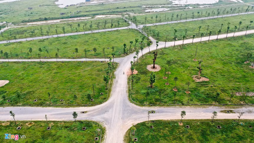 Tuy nhiên, nguyên nhân thực sự được cho là do thị trường bất động sản tại đây đóng băng và xuống giá suốt trong một thời gian dài.