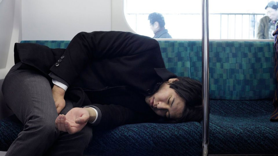 Đặc biệt, với số điểm thưởng này có thể quy đổi ra đồ ăn tại canteen của công ty.