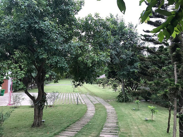 Kết luận thanh tra nêu rõ gia đình ca sĩ Mỹ Linh trình bày việc xây dựng các công trình được UBND huyện Sóc Sơn cấp phép, nhưng không cung cấp được giấy phép xây dựng các công trình cho đoàn thanh tra. Ảnh: Plo.