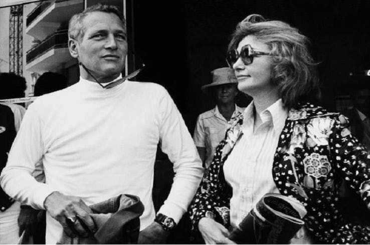 Trong một phiên đấu giá năm 2017, chiếc đồng hồ Daytona Rolex của Paul Newman được trả tới 15,5 triệu USD, phá vỡ kỷ lục 11 triệu USD trước đây do đồng hồ Patek Phillipe nắm giữ.