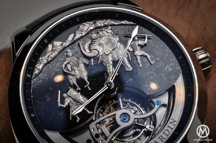 Chiếc đồng hồ quý hiếm Ulysses Hardin Minute Repeater được thiết kế giai điệu thay đổi theo từng giờ và phút. Nó có giá khoảng 730 USD. Nguồn ảnh: Therichest.