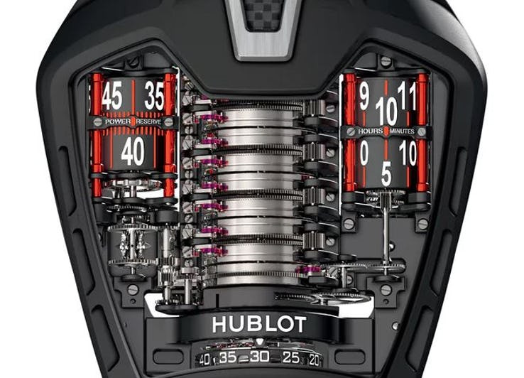 Các nhà thiết kế của Humboldt đã tạo ra chiếc đồng hồ LaFerrari để phù hợp với siêu xe của Ferrari. LaFerrari được làm bằng titan PVD màu đen, tinh thể sapphire và có khả năng dự trữ năng lượng trong 50 ngày.