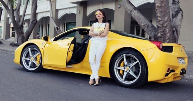 Nguyễn Thị Phương Thúy hiện là chủ một quán cafe tại khu Phú Mỹ Hưng và có với Minh nhựa 3 người con.