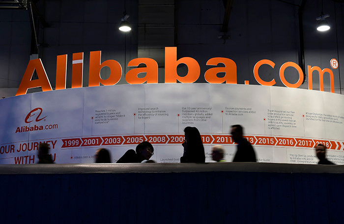 Tháng 9/2012, Alibaba đã mua lại một nửa 40% cổ phần của Yahoo với giá 7,6 tỷ USD. Yahoo nhận 6,3 tỷ USD tiền mặt và 800 triệu USD cổ phiếu ưu đãi của Alibaba. Ảnh: Reuters.