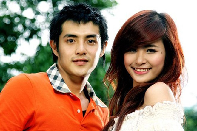 Nhờ tiềm lực tài chính, Đông Nhi bạo tay đầu tư vài trăm tới cả tỷ đồng để thực hiện một sản phẩm âm nhạc, điển hình như kinh phí làm MV Bad Boy là khoảng 700 triệu đồng.