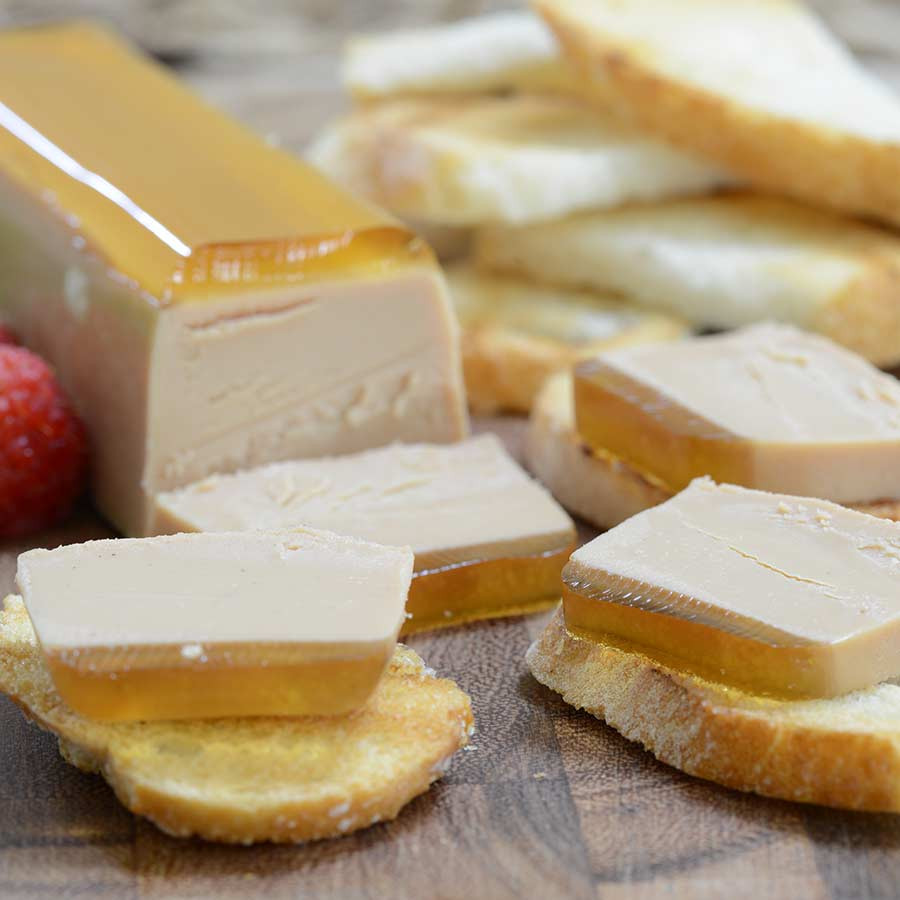 Trung bình, mỗi kg gan ngỗng Pháp có giá dao động từ 2,6 - 3,6 triệu đồng. Ảnh: Gourmet.