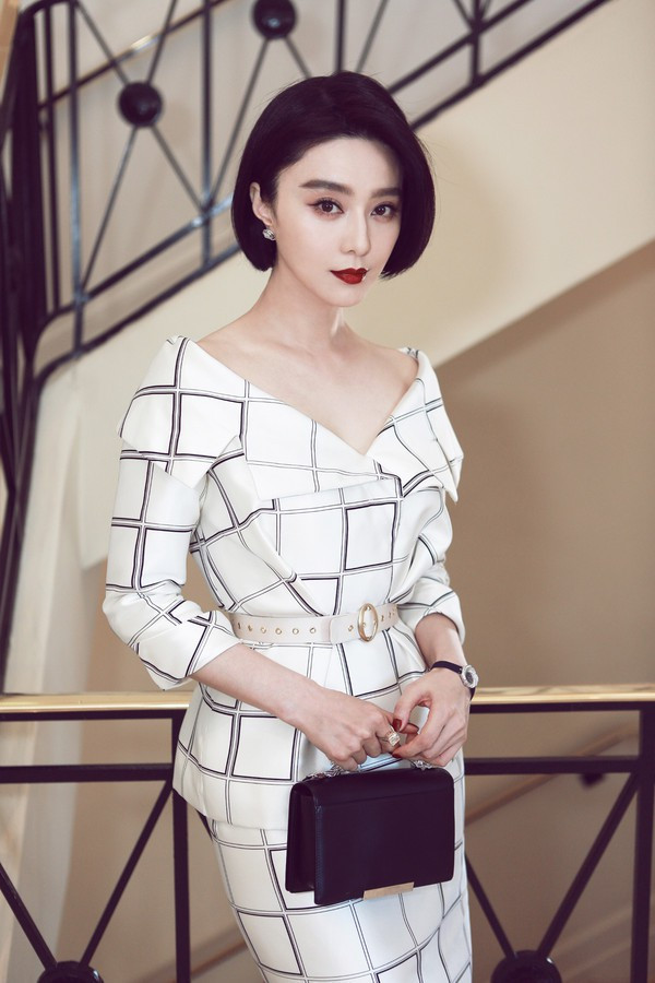 Gần 20 năm hoạt động trong showbiz, Phạm Băng Băng vươn lên trở thành nữ nghệ sĩ nắm giữ vị trí thống trị trong Top ngôi sao có mức thù lao cao nhất Trung Quốc.