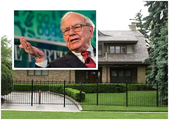 Sở hữu khối tài sản hơn 82 tỷ USD, Chủ tịch kiêm CEO Berkshire Hathaway hiện vẫn sống trong căn nhà khiêm tốn mà ông đã mua với giá 31.500 USD vào năm 1958. Thậm chí, trong nhà còn không có điện thoại và máy tính cá nhân. Ảnh: BI.